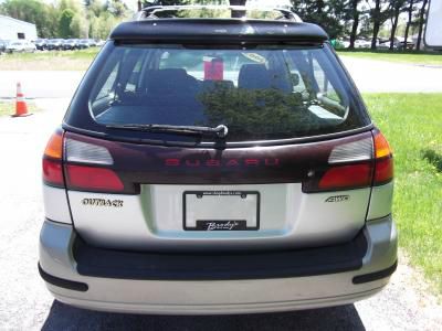 Subaru Outback 2003 photo 1