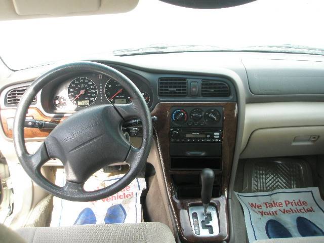 Subaru Outback 2003 photo 4