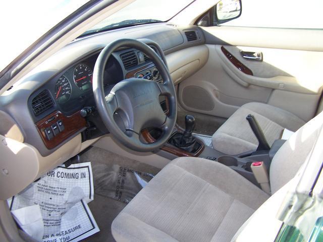 Subaru Outback 2003 photo 1