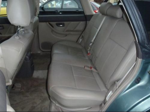 Subaru Outback 2003 photo 2