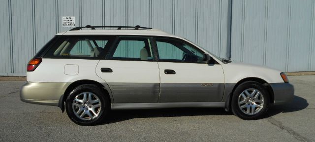 Subaru Outback 2003 photo 1