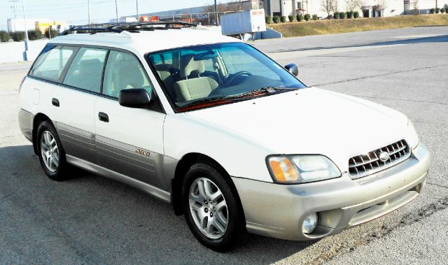 Subaru Outback 2003 photo 3
