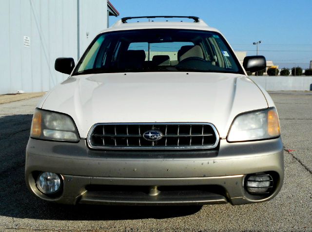 Subaru Outback 2003 photo 4