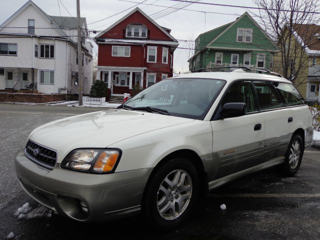 Subaru Outback 2003 photo 2