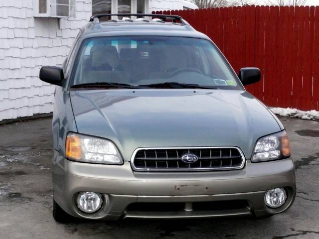 Subaru Outback 2003 photo 2