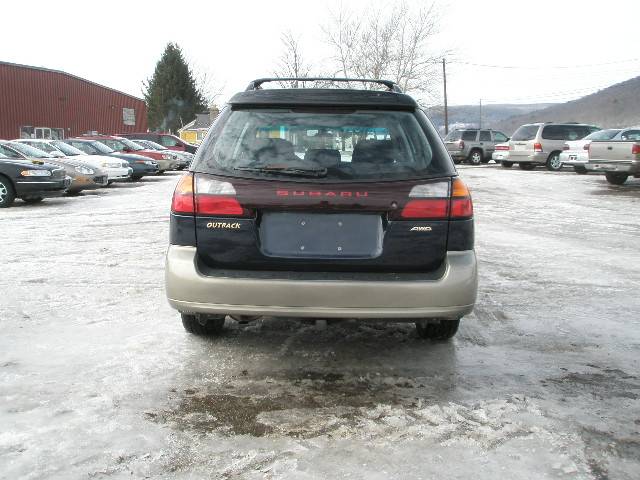 Subaru Outback 2003 photo 4
