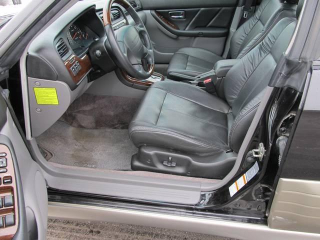 Subaru Outback 2003 photo 1
