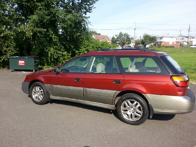 Subaru Outback 2003 photo 2