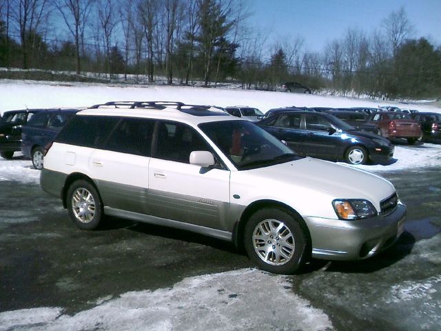 Subaru Outback 2003 photo 1