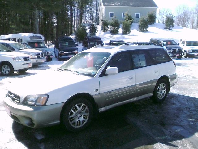 Subaru Outback 2003 photo 3