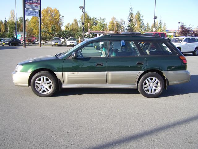Subaru Outback 2003 photo 2