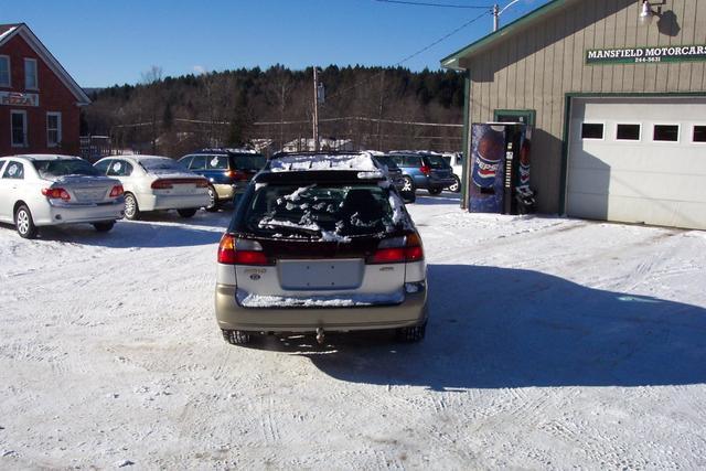 Subaru Outback 2003 photo 3