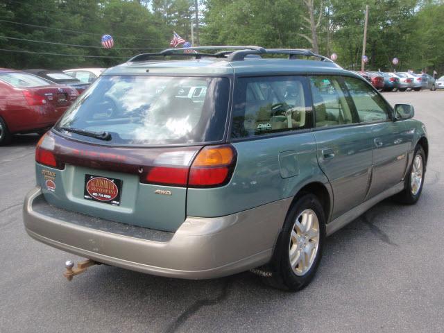 Subaru Outback 2003 photo 3