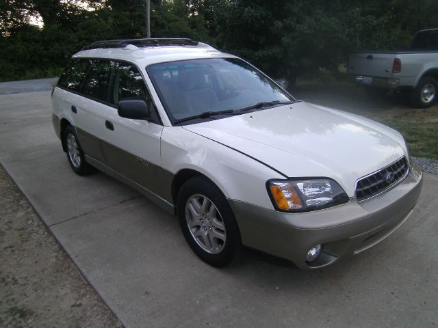 Subaru Outback 2003 photo 1