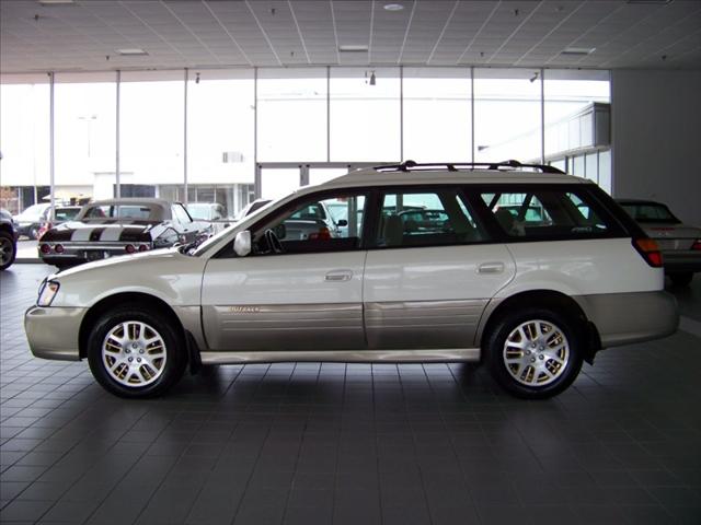 Subaru Outback 2003 photo 2