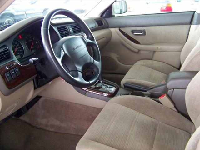 Subaru Outback 2003 photo 3