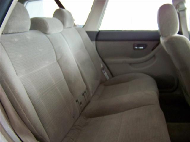 Subaru Outback 2003 photo 5