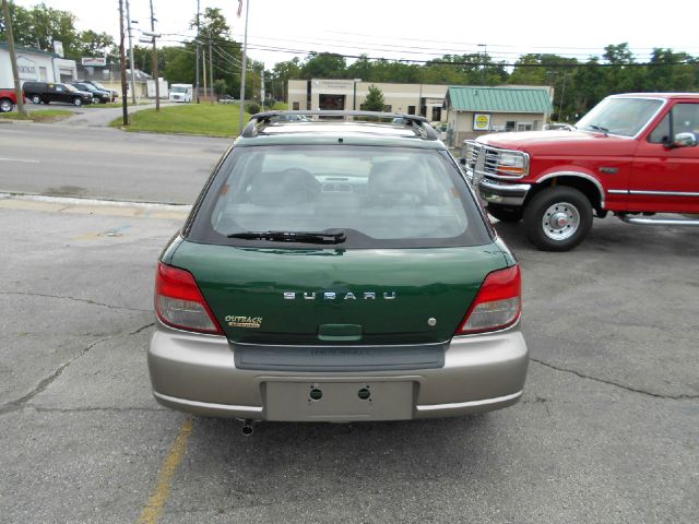 Subaru Outback 2003 photo 3