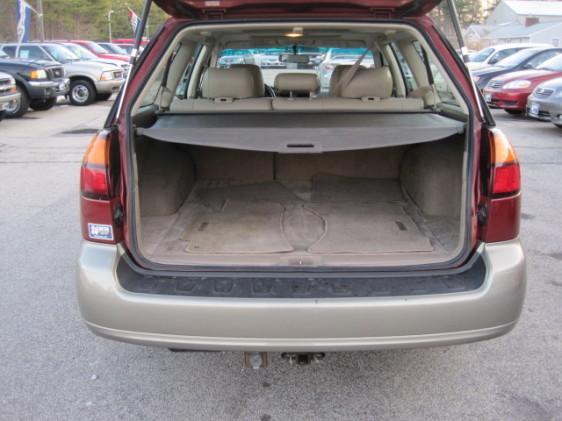 Subaru Outback 2003 photo 4