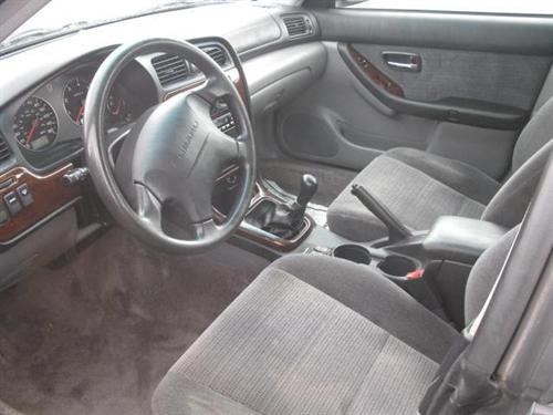 Subaru Outback 2003 photo 3