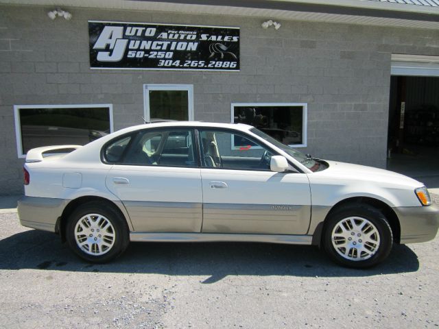 Subaru Outback 2003 photo 1