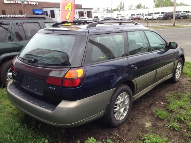 Subaru Outback 2004 photo 1