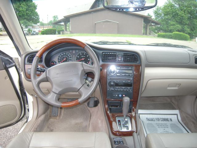 Subaru Outback 2004 photo 4