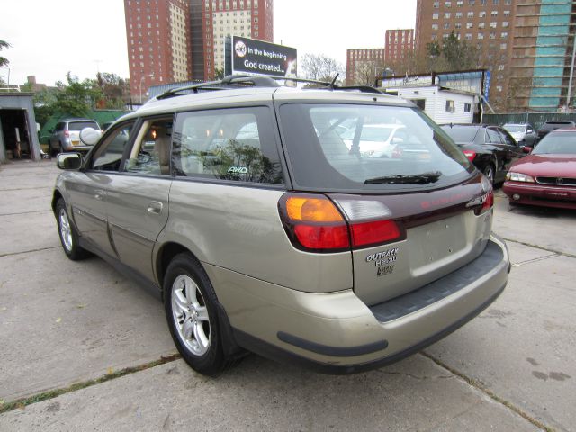 Subaru Outback 2004 photo 4
