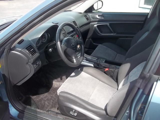 Subaru Outback 2005 photo 6