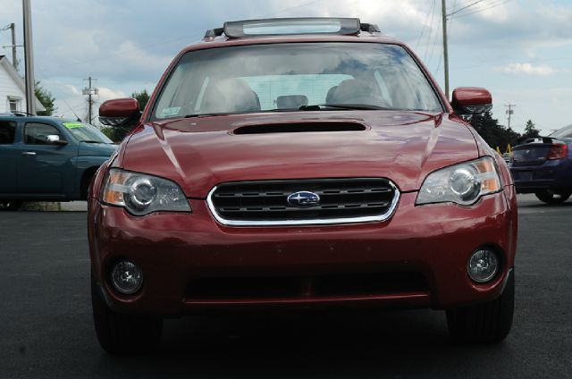Subaru Outback 2005 photo 2