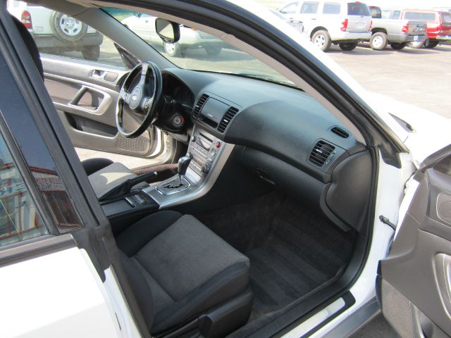 Subaru Outback 2005 photo 1