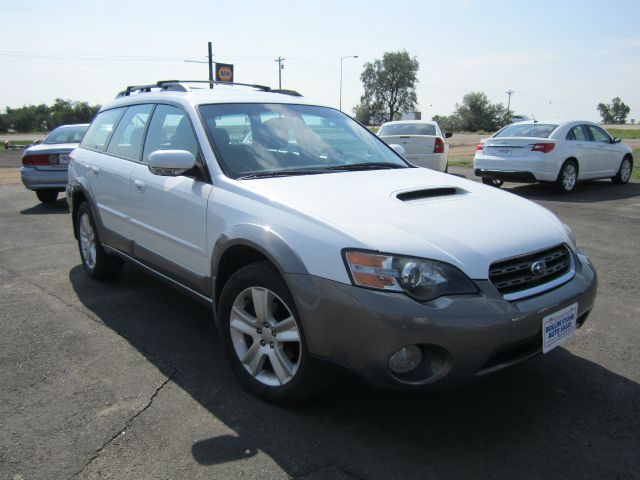 Subaru Outback 2005 photo 4