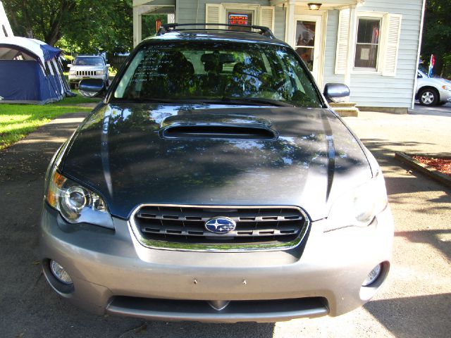 Subaru Outback 2005 photo 1