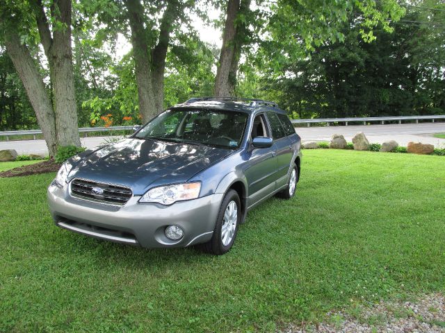Subaru Outback 2005 photo 3