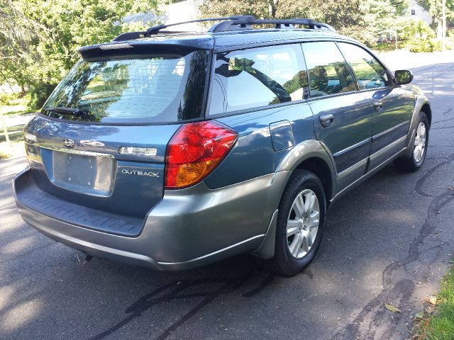 Subaru Outback 2005 photo 1