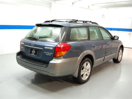 Subaru Outback 2005 photo 4