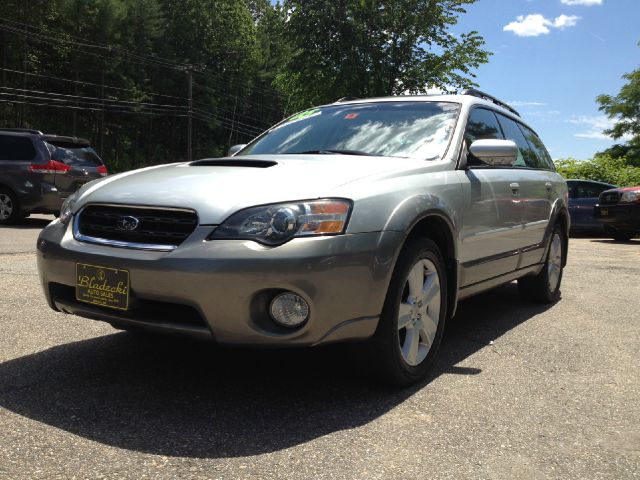 Subaru Outback 2005 photo 2
