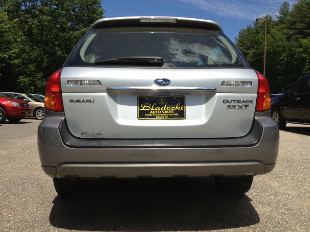 Subaru Outback 2005 photo 3