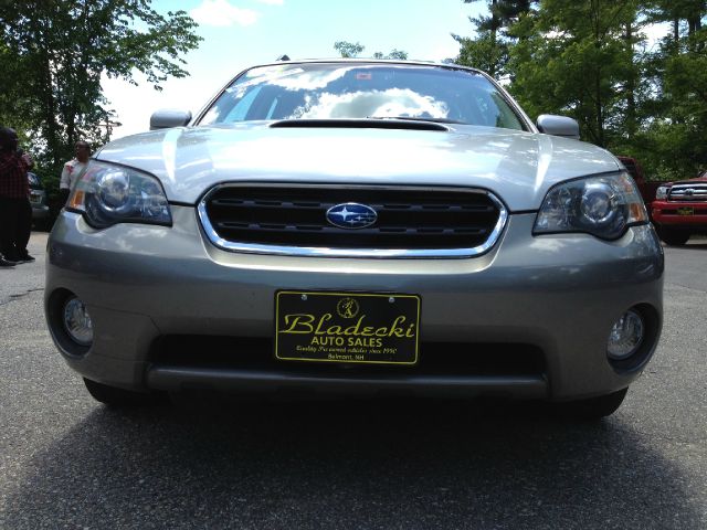 Subaru Outback 2005 photo 4