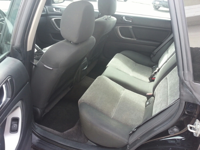Subaru Outback 2005 photo 3