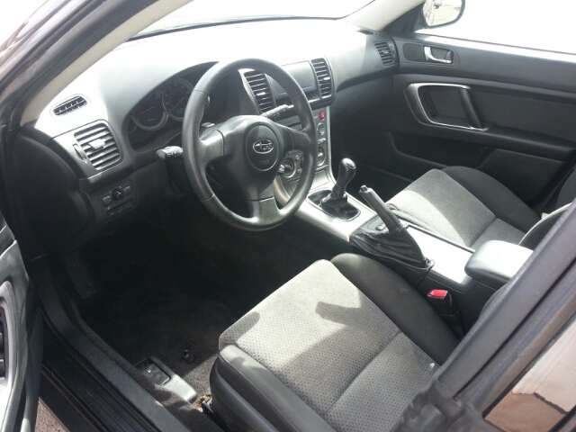 Subaru Outback 2005 photo 4