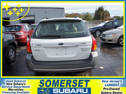 Subaru Outback 2005 photo 3