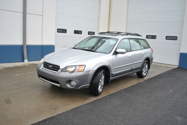 Subaru Outback 2005 photo 1