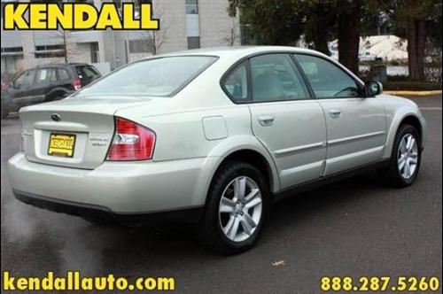 Subaru Outback 2005 photo 4