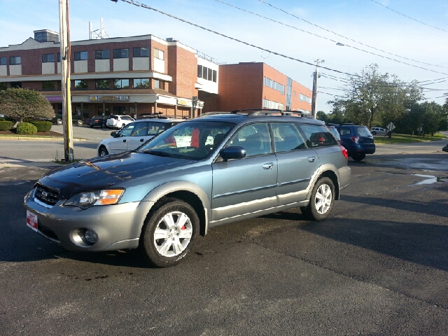 Subaru Outback 2005 photo 2