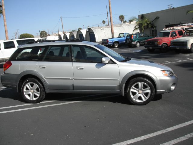 Subaru Outback 2005 photo 3