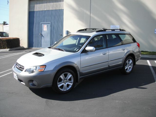 Subaru Outback 2005 photo 4