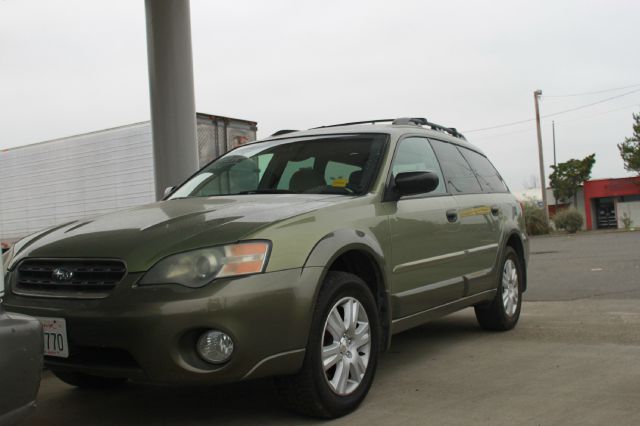 Subaru Outback 2005 photo 1