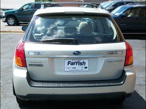 Subaru Outback 2005 photo 1