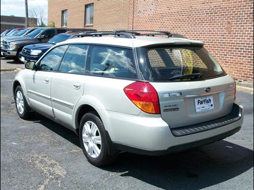Subaru Outback 2005 photo 3